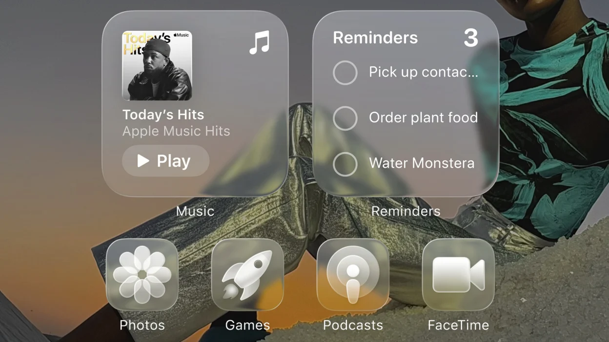 iOS 26 Liquid Glass Design