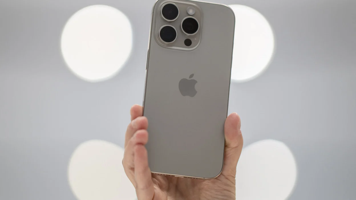 iPhone 17 Price Comparison