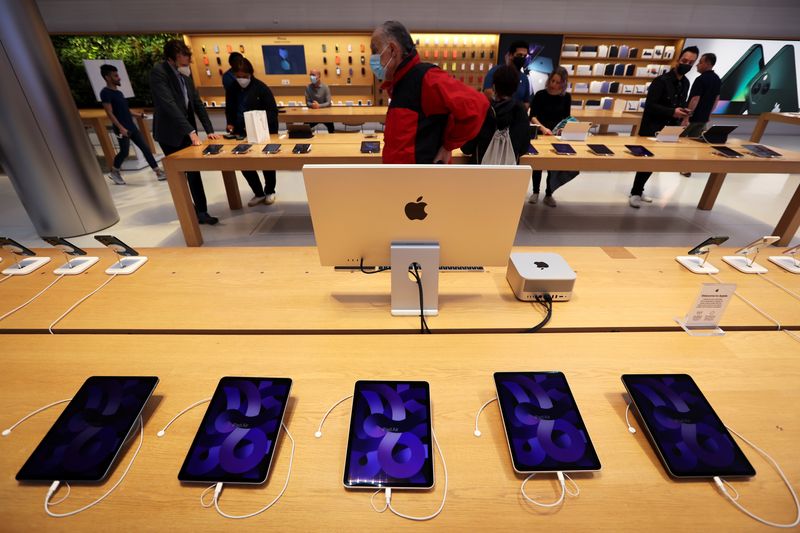 iPhone 17 Demand Set to Outshine